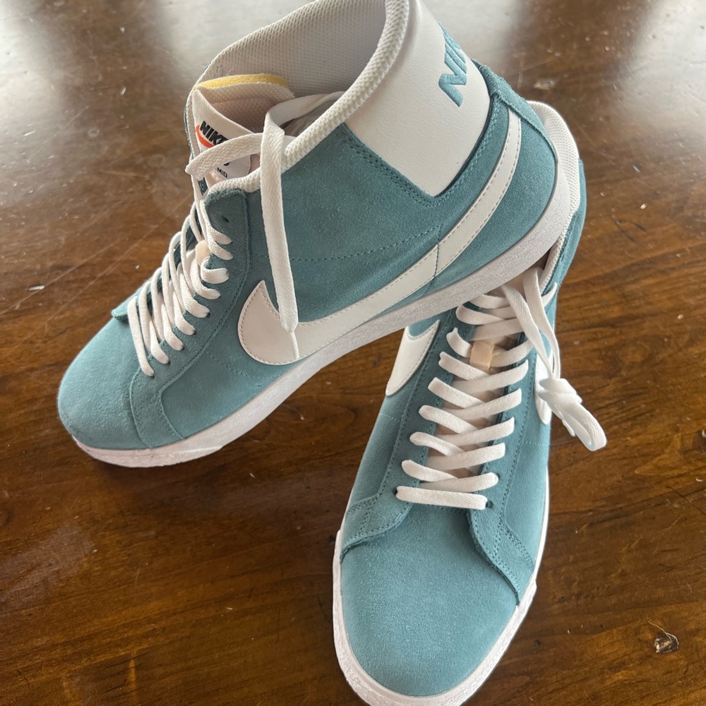 Nike SB Zoom Blazer Mid Sneakers